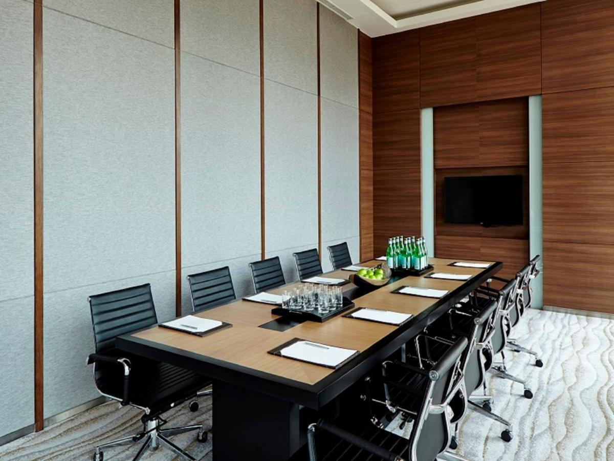 Fraser Residence Menteng Джакарта Екстериор снимка